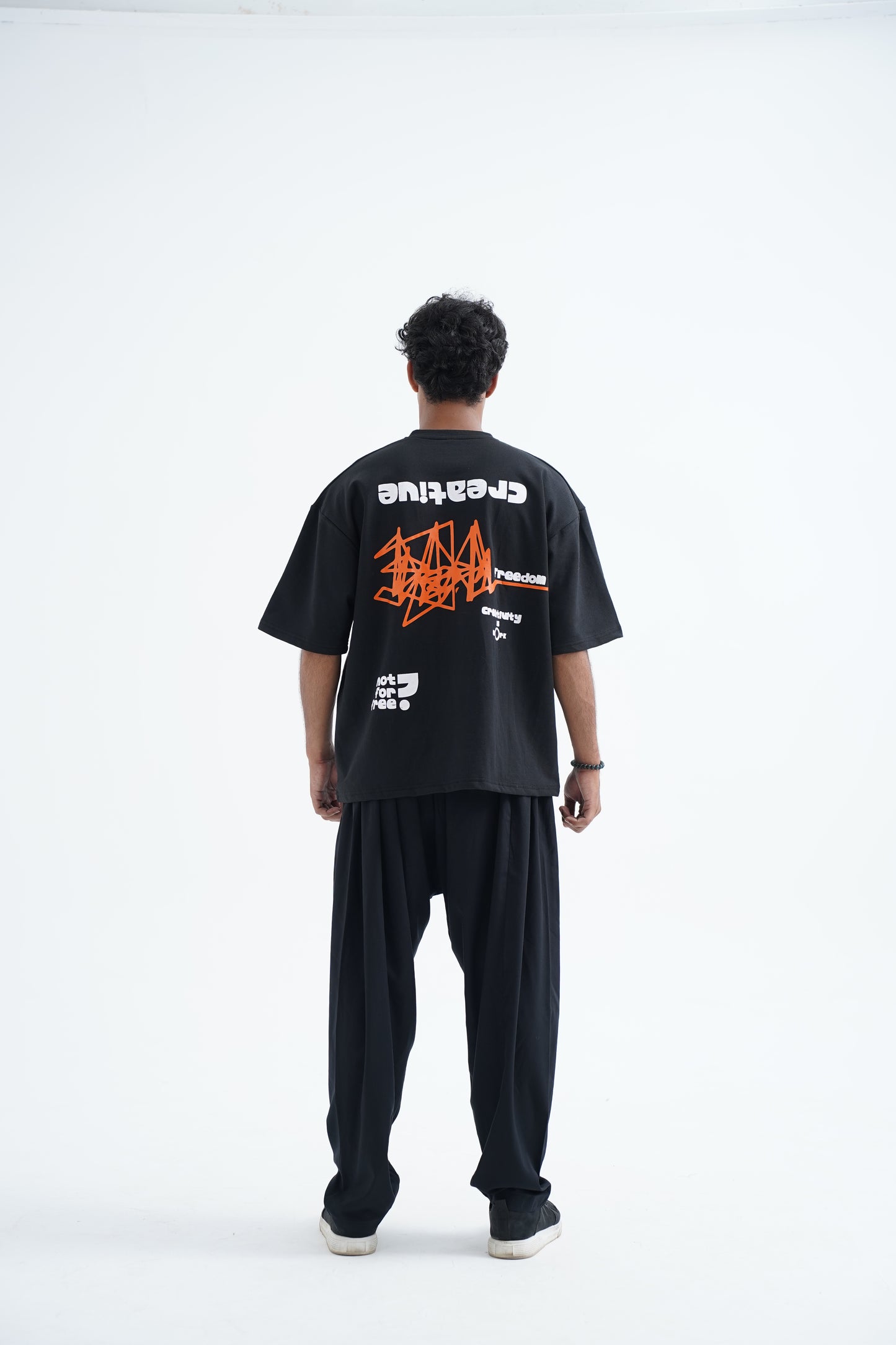 Art Not for Free Black T-shirt - Walaiti Official