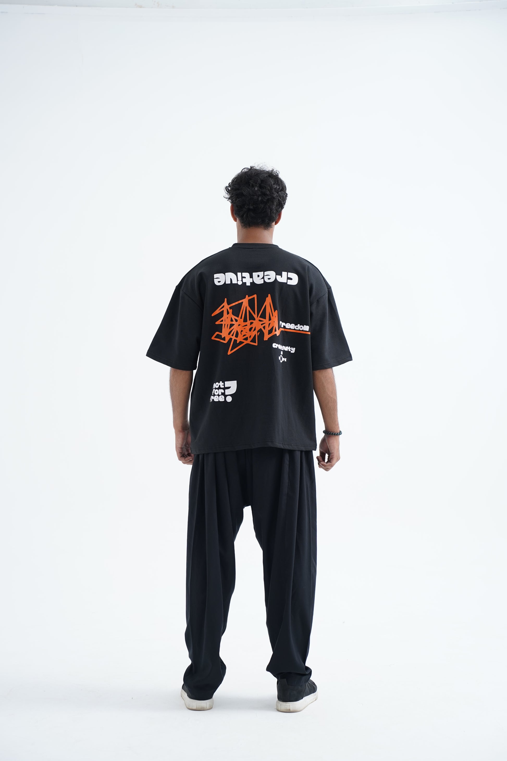Art Not for Free Black T-shirt - Walaiti Official